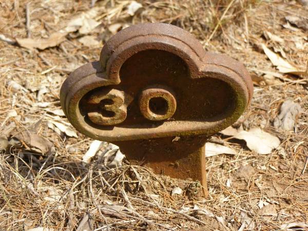 Ravensbourne cemetery, Crows Nest Shire  | 