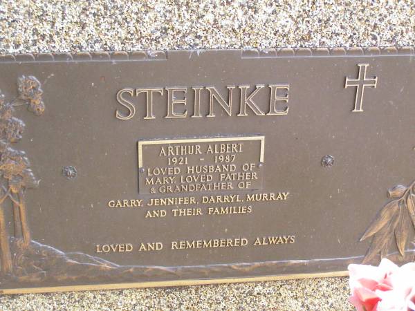 Arthur Albert STEINKE,  | husband of Mary,  | father of Garry, Jennifer, Darryl & Murray,  | grandfather,  | 1921 - 1987;  | Ropeley Immanuel Lutheran cemetery, Gatton Shire  | 