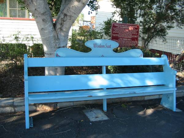 <a href=wisdom.html>Tribute to Dairy farmers and The Wisdom Seat.</a>  | Rosewood Uniting Church Columbarium wall, Ipswich  | 