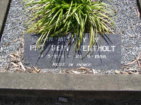 Maria Antonia WENTHOLT,  | 10-10-1920 - 20-5-1966;  | Piet Hein WENTHOLT,  | 19-5-1951 - 25-9-1988;  | Samsonvale Cemetery, Pine Rivers Shire  | 