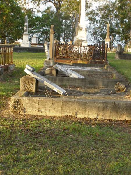 Bald Hills (Sandgate) cemetery, Brisbane  | 