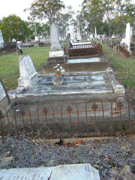 Bald Hills (Sandgate) cemetery, Brisbane  | 
