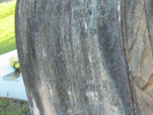 Mary Munro,  | died 25? Jan? 1921?;  | Hector Munro,  | husband,  | born 23 Sept 1969,  | died Kingaroy 18 Dec 1930;  | Bald Hills (Sandgate) cemetery, Brisbane  | 