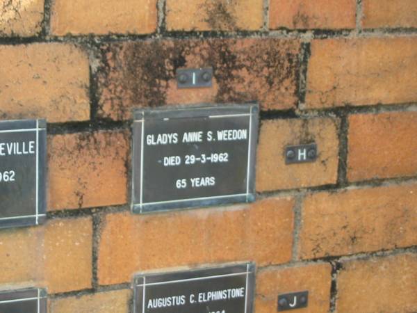 Gladys Anne S WEEDON  | 29-3-1962  | aged 65 yrs  |   | Sherwood (Anglican) Cemetery, Brisbane  | 