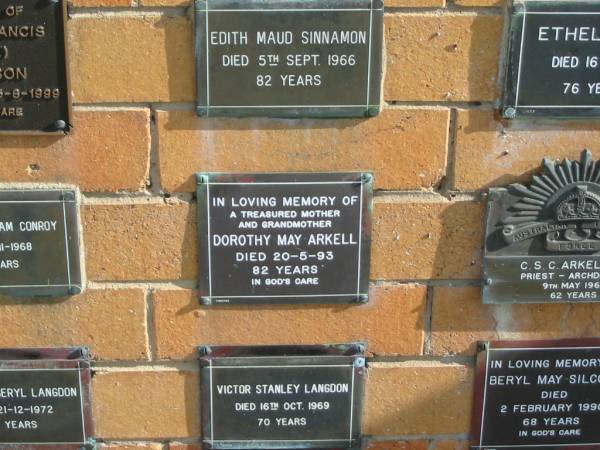 Dorothy May Arkell  | 20-5-93  | 82 yrs  |   | Sherwood (Anglican) Cemetery, Brisbane  | 