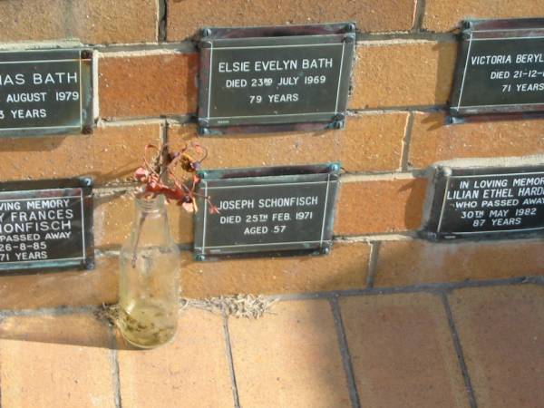 Joseph SCHONFISCH  | 25 Feb 1971  | aged 57  |   | Sherwood (Anglican) Cemetery, Brisbane  | 