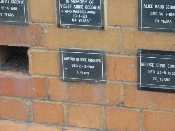 Arthur George BORGGES  | 13-12-1961  | 4 yrs  |   | Sherwood (Anglican) Cemetery, Brisbane  | 