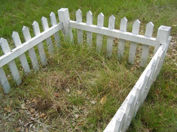 South Isis cemetery, Childers, Bundaberg Region  | 
