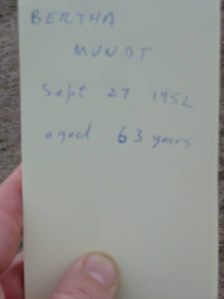 Bertha MUNDT  | 27 Sep 1952, aged 63  | (husband) Wilhelm MUNDT  | 2 Nov 1960, aged 77  | Stone Quarry Cemetery, Jeebropilly, Ipswich  | 