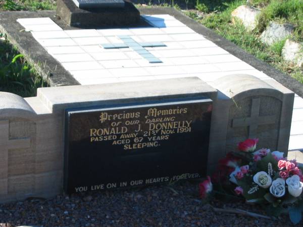 Ronald J. DONNELLY,  | died 21 Nov 1991 aged 67 years;  | Tea Gardens cemetery, Great Lakes, New South Wales  | 