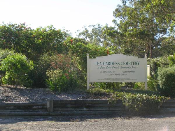 Tea Gardens cemetery, Great Lakes, New South Wales  | 