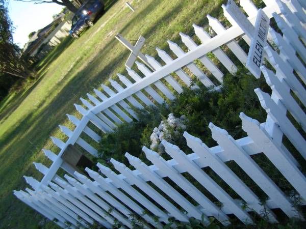 Ellen Edith MILTON (nee BRUCE),  | 24-03-1940 - 17-09-2005,  | wife of Ken,  | sister of Cyril,  | mother of Geoff & Sharon,  | mother-in-law of Rewa & Greg,  | grandmother of James, Michael, Mitchell, Sarah, Laura, Kieren, Jacinta & Tahlia,  | step-grandmother of Matt & ???;  | Tea Gardens cemetery, Great Lakes, New South Wales  | 