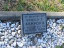 Oswald T. ASHFORD,
3-10-1914 - 8-2-1960 aged 45 years;
Tea Gardens cemetery, Great Lakes, New South Wales