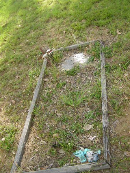 Tiaro cemetery, Fraser Coast Region  | 