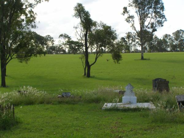 Tiaro cemetery, Fraser Coast Region  | 