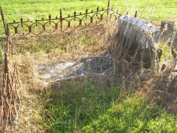 Mary Sutherland,  | wife of David SINCLAIR,  | died 21 Sep1909 aged 77 years;  | David,  | husband,  | died 4 March 1912 aged 75 years;  | Margaret Elizabeth Bruce,  | wife of George T. GROUNDWATER,  | died 29 Oct 1909 aged 39 years;  | Tiaro cemetery, Fraser Coast Region  | 