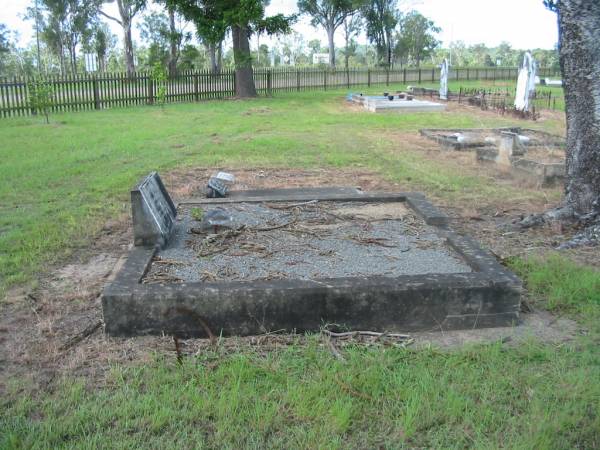 Tiaro cemetery, Fraser Coast Region  | 