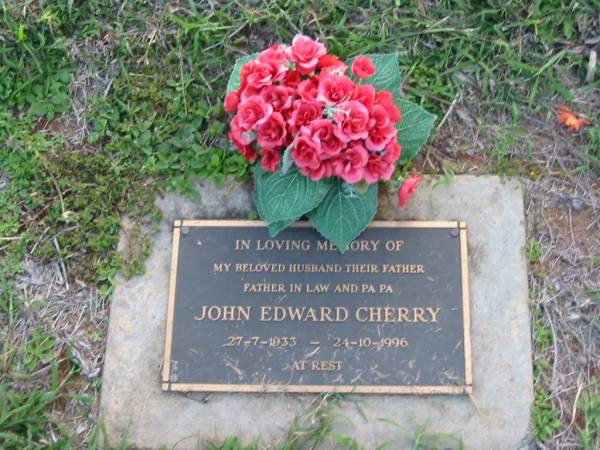 John Edward CHERRY  | b: 27 Jul 1933, d: 24 Oct 1996  | Toogoolawah Cemetery, Esk shire  | 