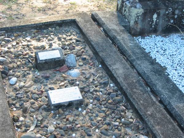 Doreen Edith BODE  | 9 May 1989, aged 73  | Johanne Kathryn BODE  | 23 Feb 1967, aged 20  | Wonglepong cemetery, Beaudesert  | 