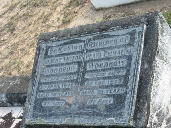 Robert Victor WOODROW,  | died 5 April 1970 aged 78 years;  | Pearl Emmaline WOODROW,  | died 8 Aug 1973 aged 81 years;  | Woodford Cemetery, Caboolture  | 