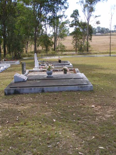 Woodhill cemetery (Veresdale), Beaudesert shire  |   | 