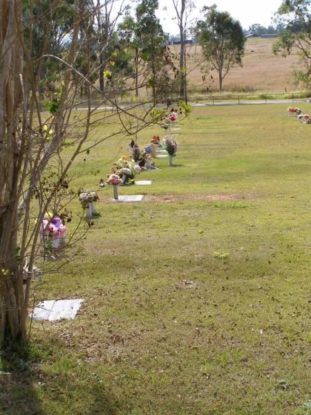 Woodhill cemetery (Veresdale), Beaudesert shire  |   | 