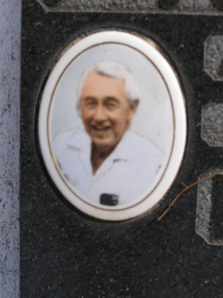 Francis Claude Frank Buchanan  | 1919 - 1989  | Woodhill cemetery (Veresdale), Beaudesert shire  |   | 