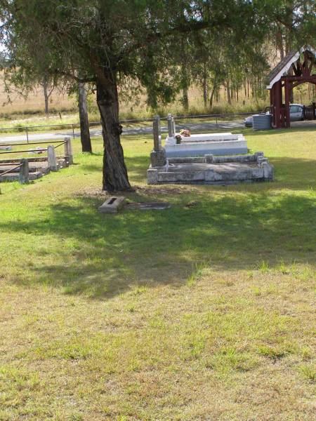 Woodhill cemetery (Veresdale), Beaudesert shire  |   | 
