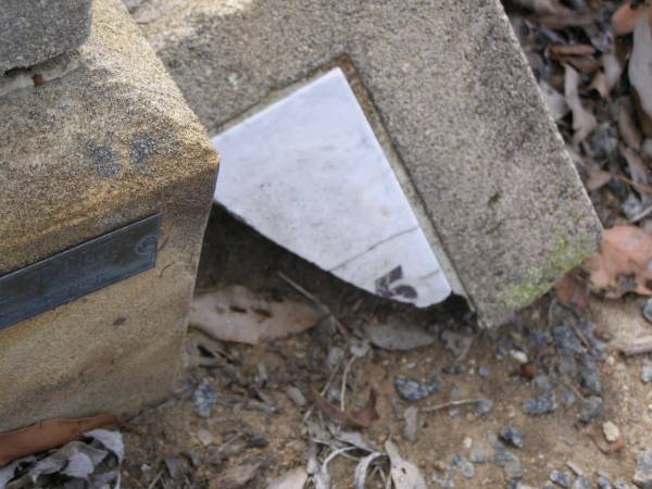 Ben JONSEN,  | died 27 Nov 1935 in 65th year;  | Raymond,  | 1939 - 1940;  | Gena Matilda JONSEN,  | mother,  | died 9 June 1950 aged 70 years 11 months;  | Yangan Presbyterian Cemetery, Warwick Shire  | 