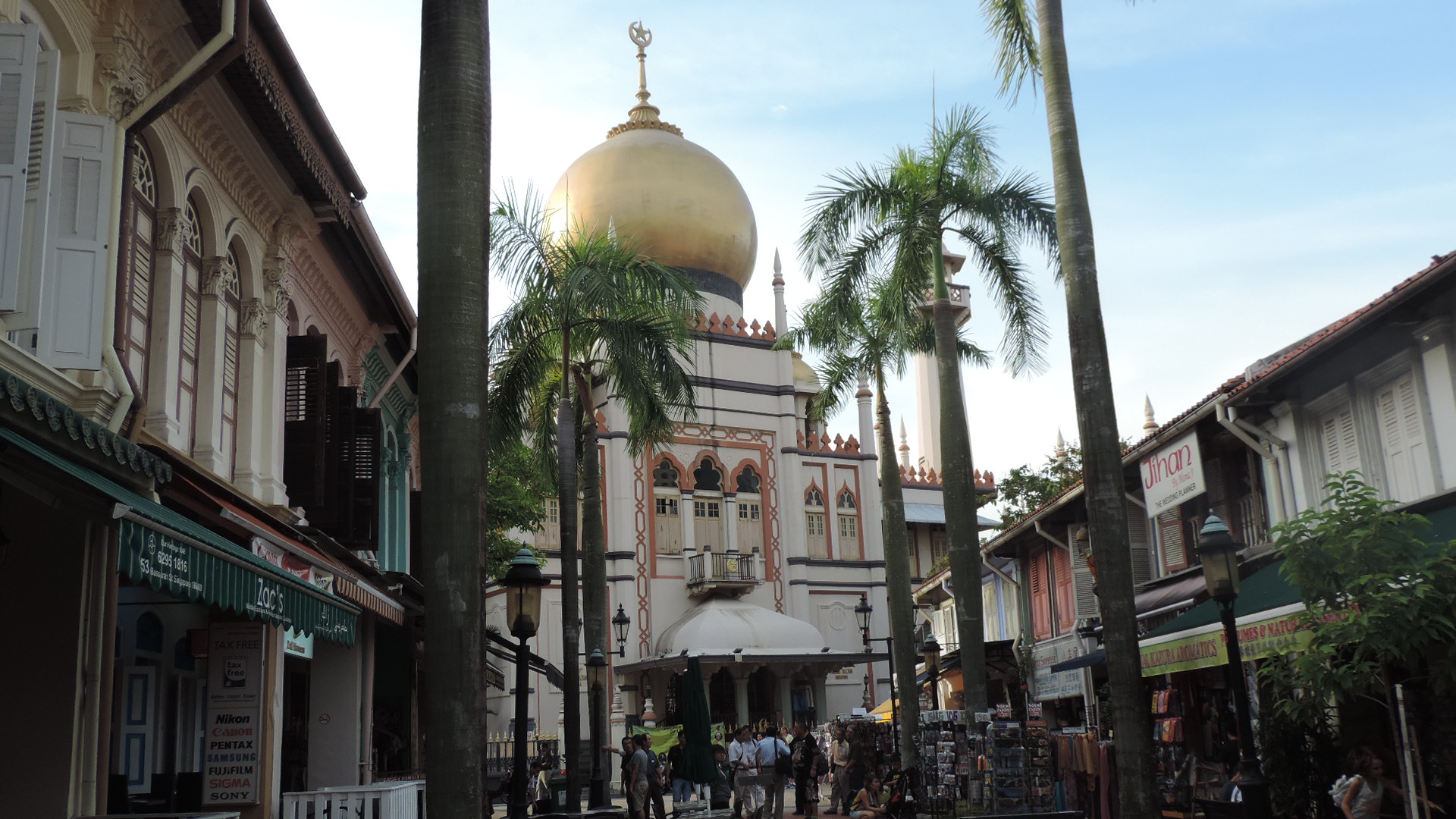 restaurants thru to mosque